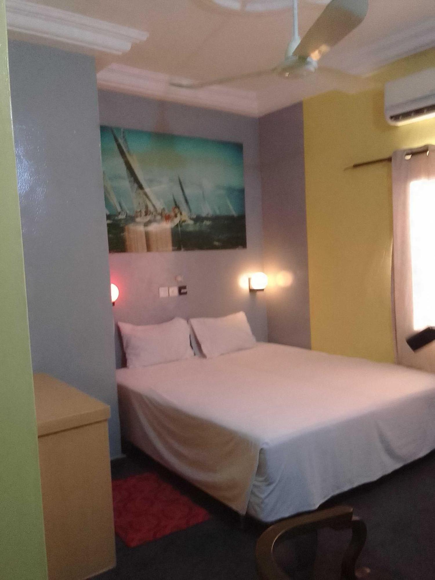 Chambre Classique Cotonou Exterior photo